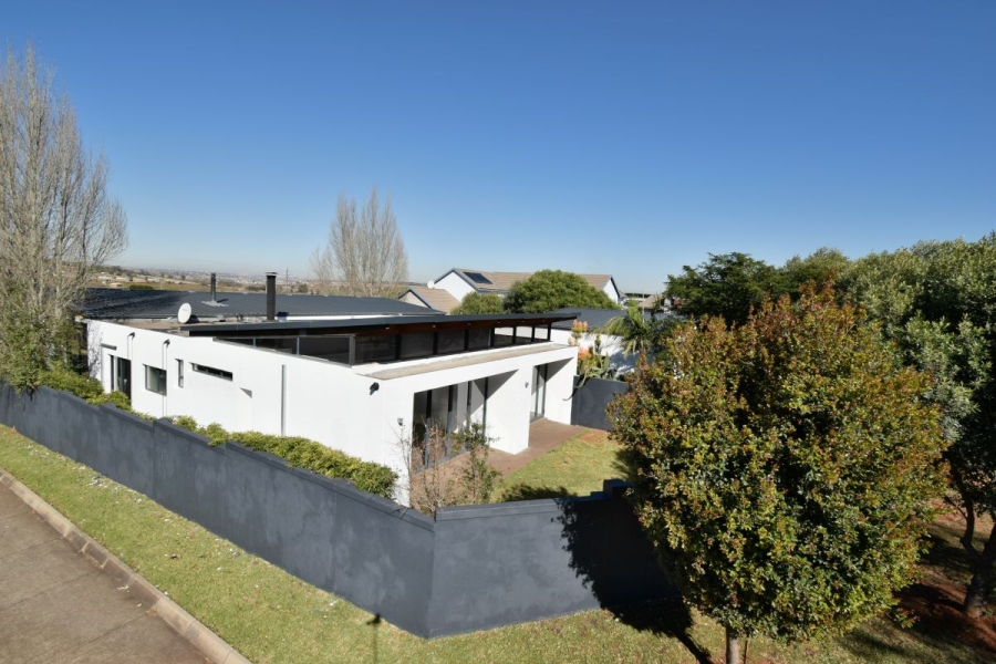 4 Bedroom Property for Sale in Midstream Ridge Gauteng