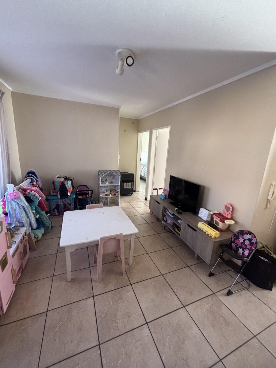 2 Bedroom Property for Sale in The Reeds Gauteng