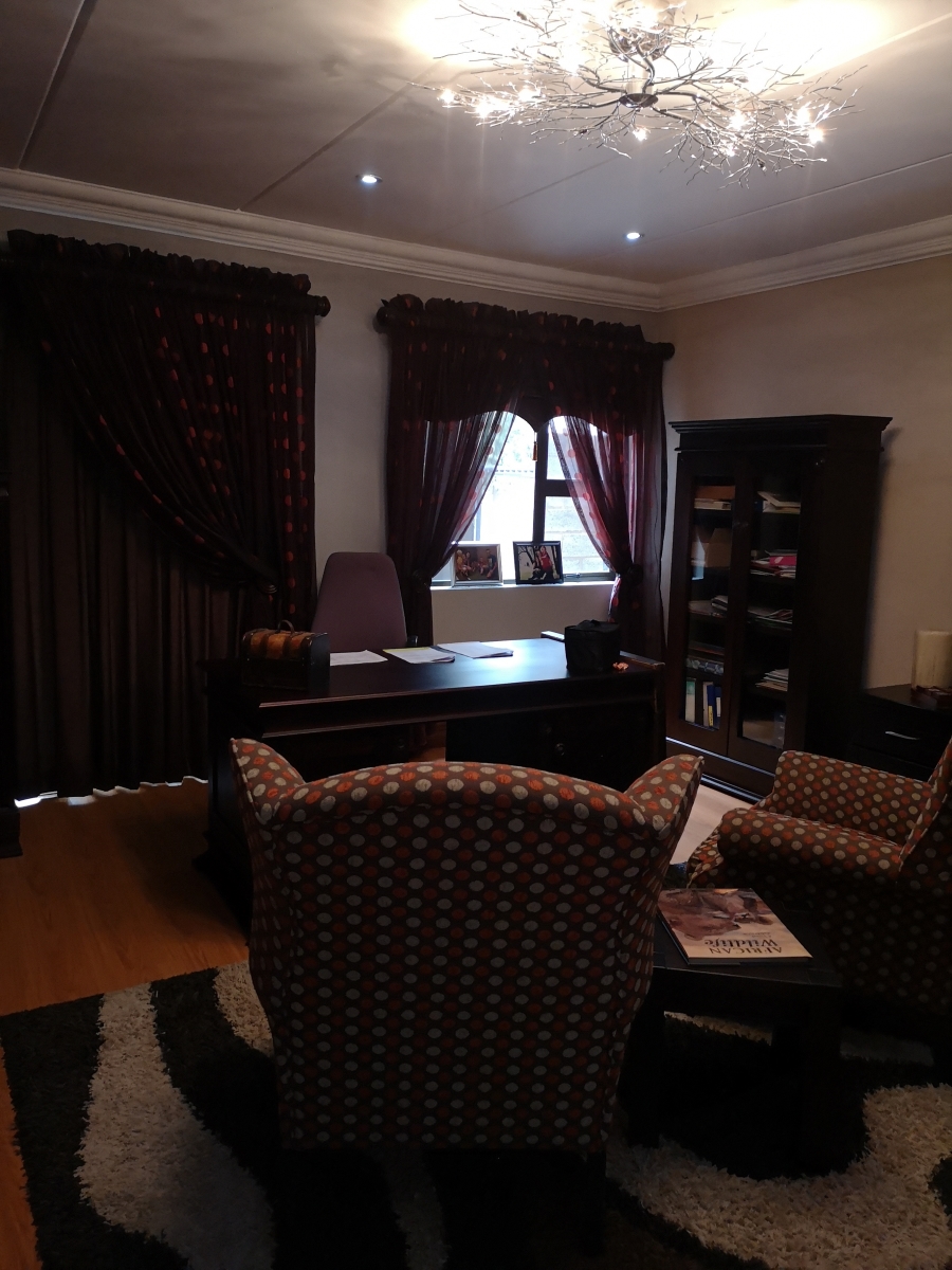 4 Bedroom Property for Sale in Three Rivers East Gauteng