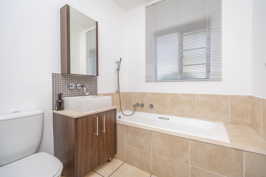 2 Bedroom Property for Sale in Fourways Gauteng