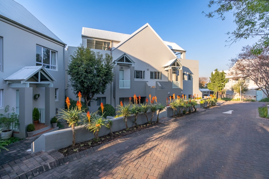 2 Bedroom Property for Sale in Fourways Gauteng