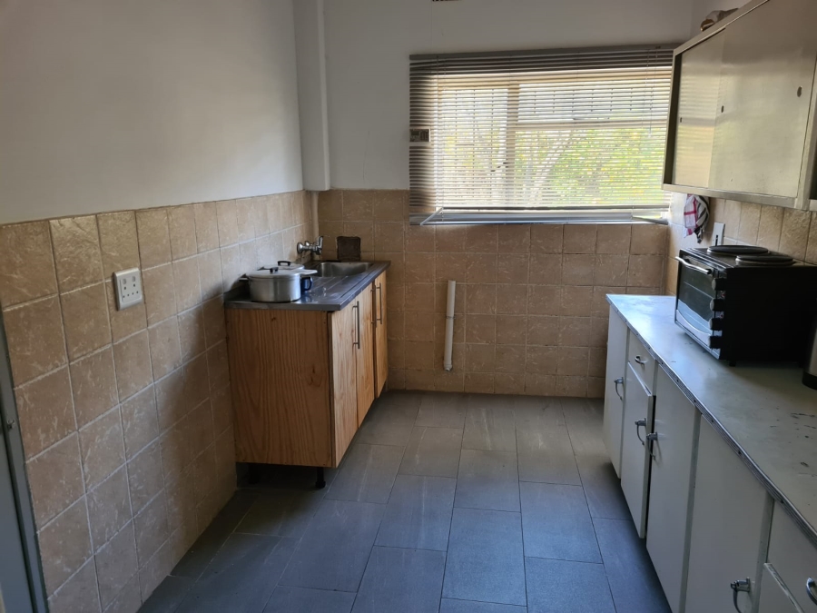 To Let 2 Bedroom Property for Rent in Windsor East Gauteng