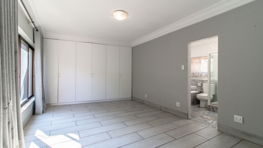 4 Bedroom Property for Sale in Bedfordview Gauteng