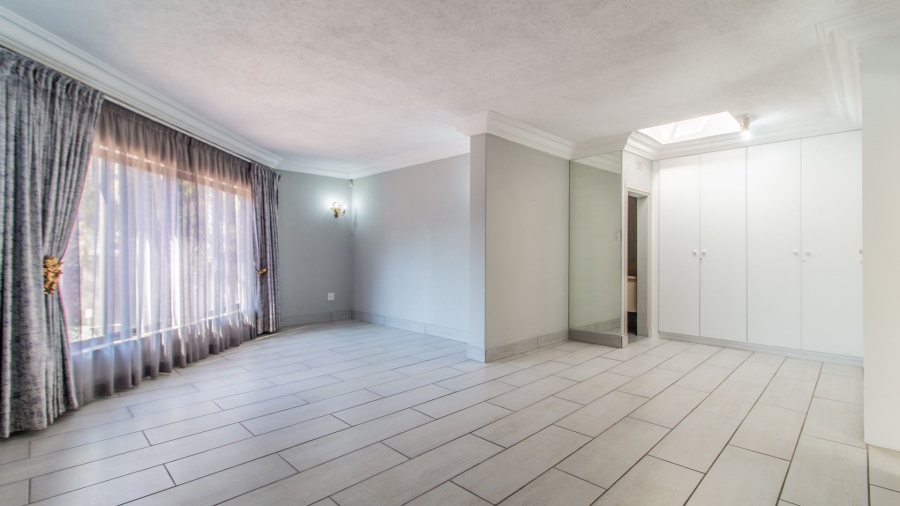 4 Bedroom Property for Sale in Bedfordview Gauteng