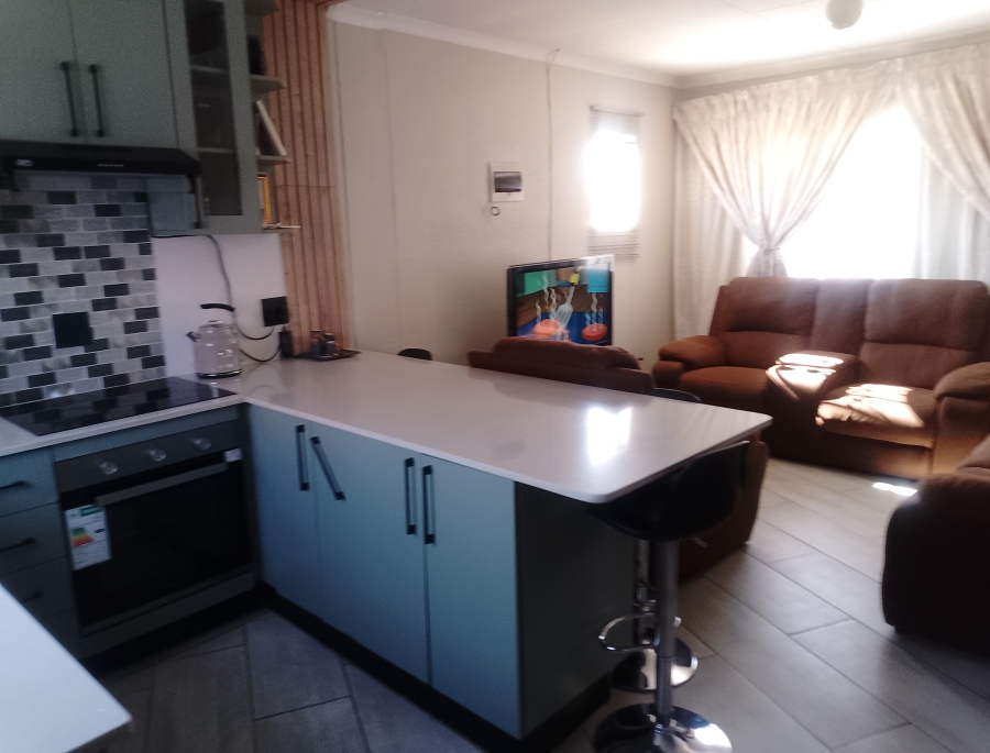 3 Bedroom Property for Sale in Windmill Park Gauteng