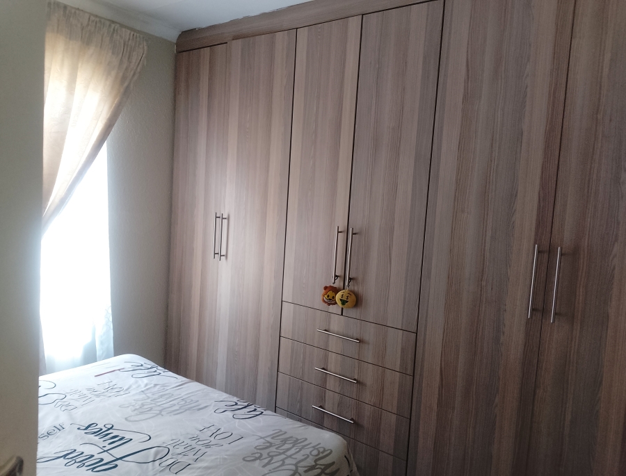 3 Bedroom Property for Sale in Windmill Park Gauteng