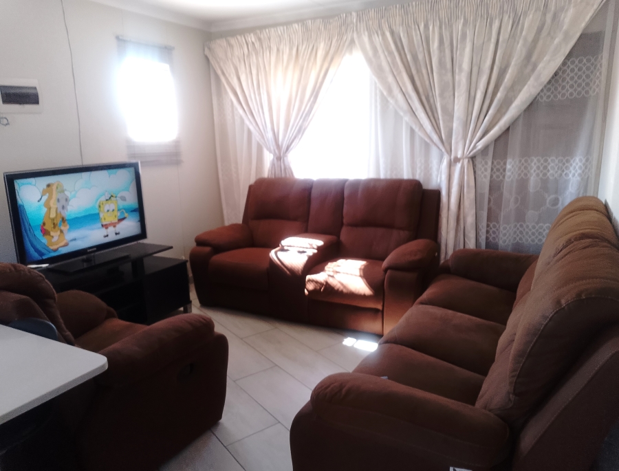 3 Bedroom Property for Sale in Windmill Park Gauteng