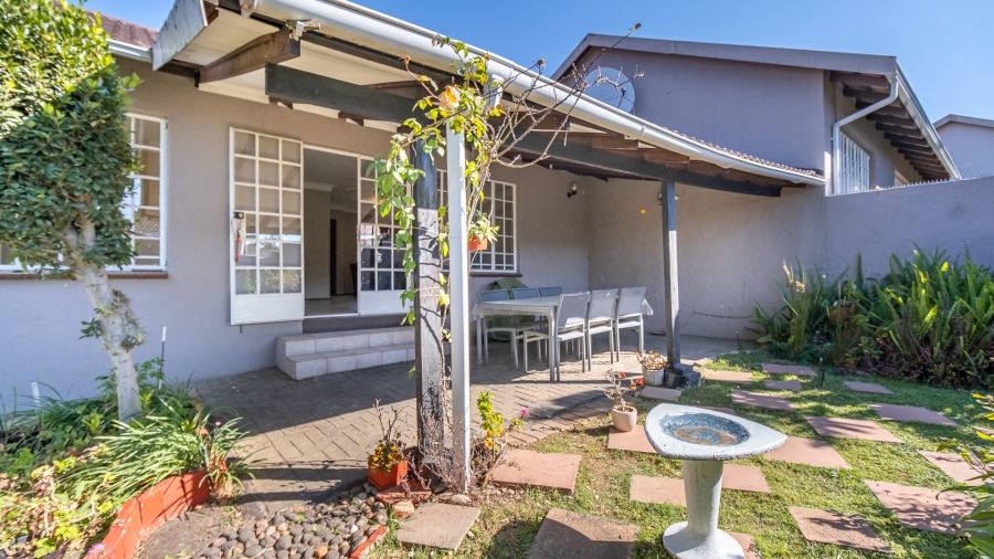 3 Bedroom Property for Sale in Sundowner Gauteng