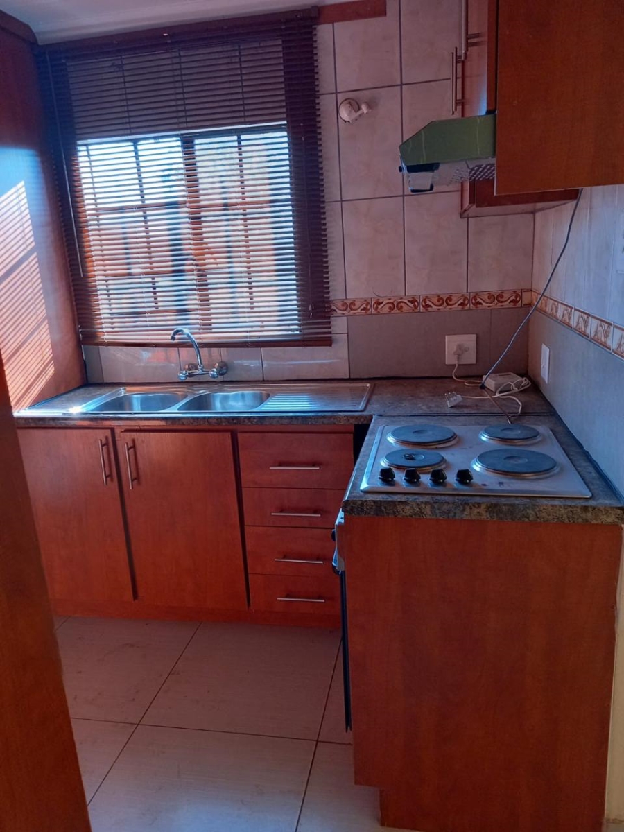 To Let 3 Bedroom Property for Rent in Atteridgeville Gauteng