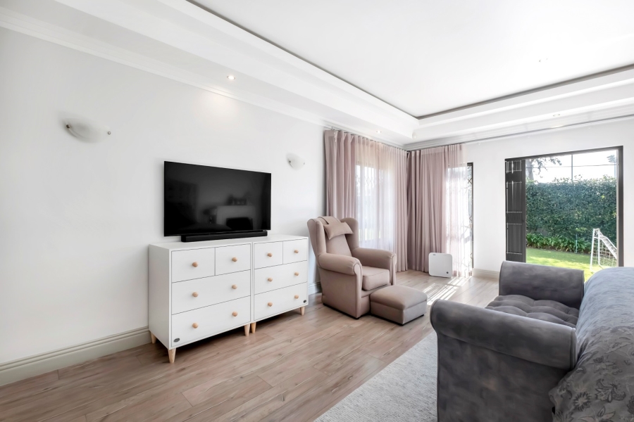 To Let 4 Bedroom Property for Rent in Morningside Gauteng