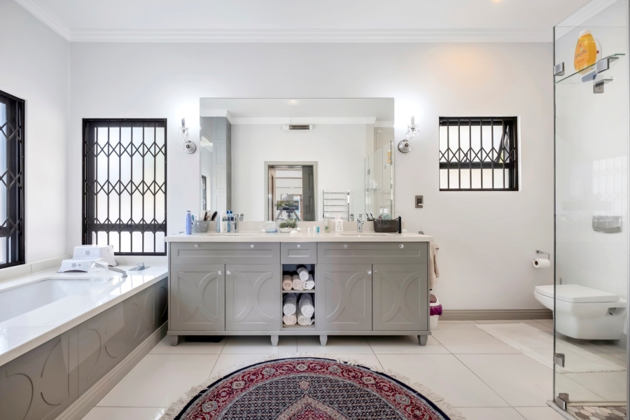 To Let 4 Bedroom Property for Rent in Morningside Gauteng