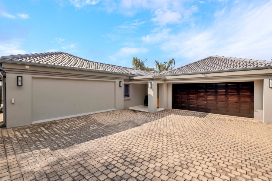 To Let 4 Bedroom Property for Rent in Morningside Gauteng