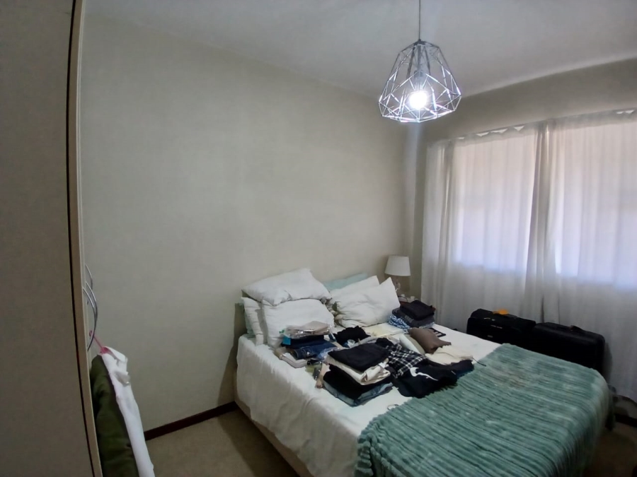 To Let 4 Bedroom Property for Rent in Lambton Gauteng