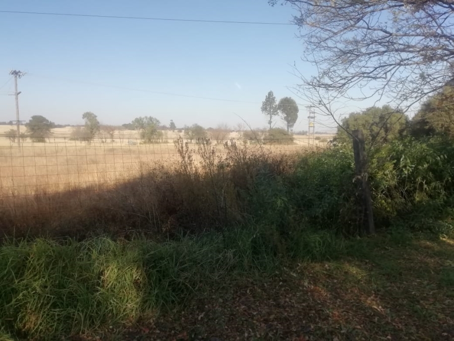 4 Bedroom Property for Sale in Louisrus Gauteng