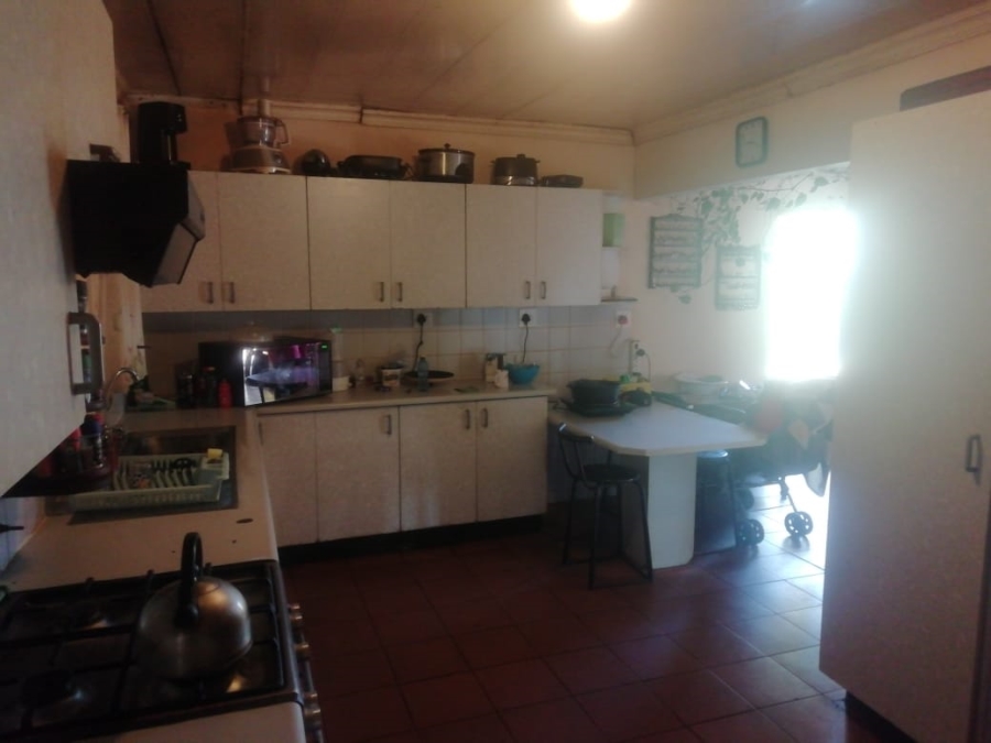 4 Bedroom Property for Sale in Louisrus Gauteng
