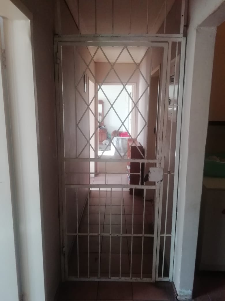 4 Bedroom Property for Sale in Louisrus Gauteng