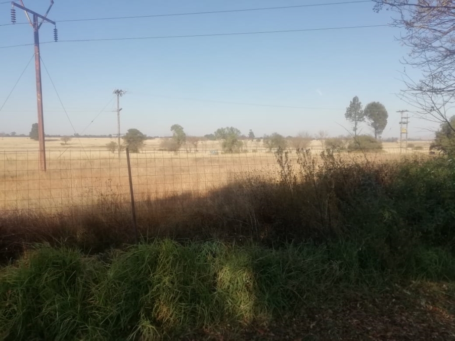 4 Bedroom Property for Sale in Louisrus Gauteng
