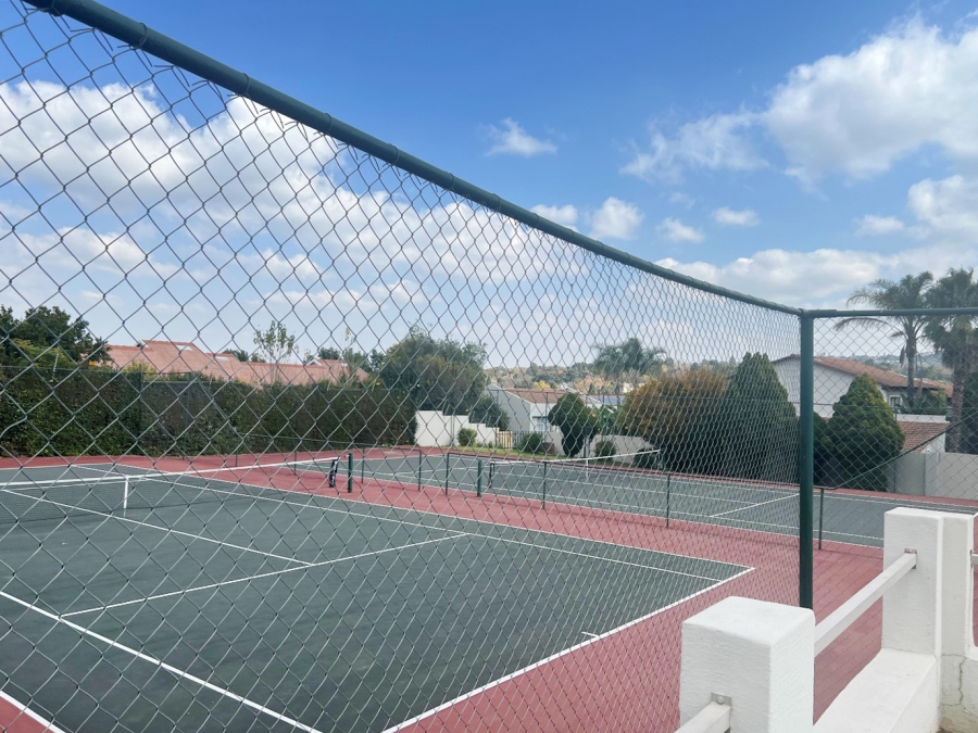 1 Bedroom Property for Sale in Edenburg Gauteng