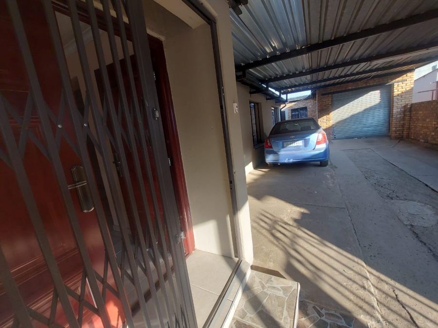 4 Bedroom Property for Sale in Mamelodi Gauteng