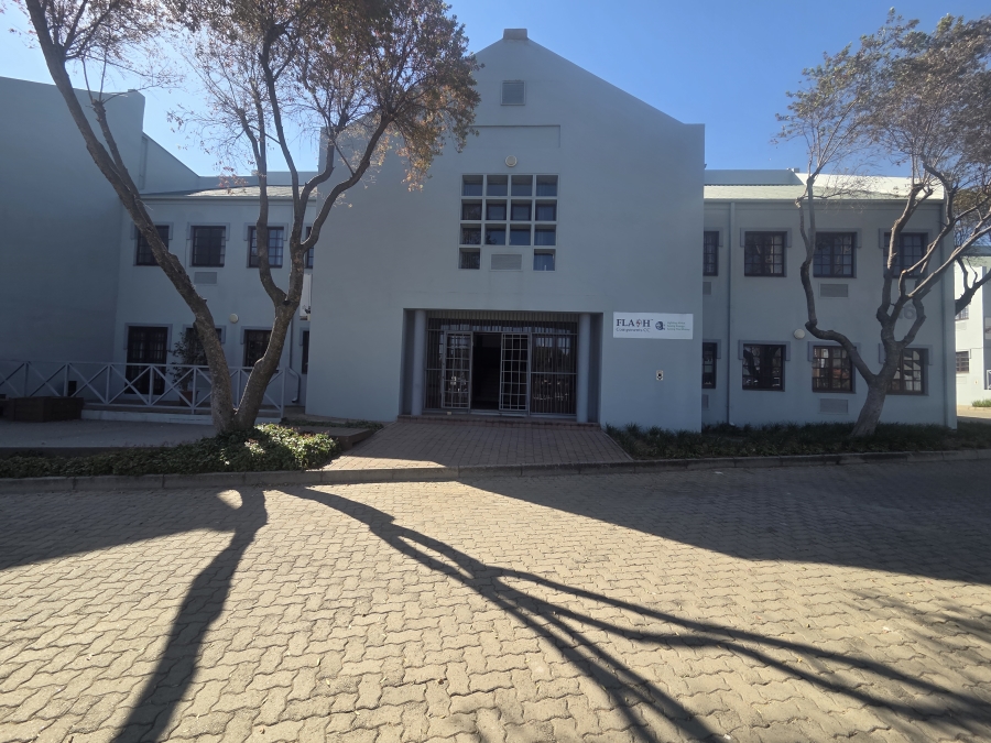 To Let commercial Property for Rent in Halfway House Gauteng