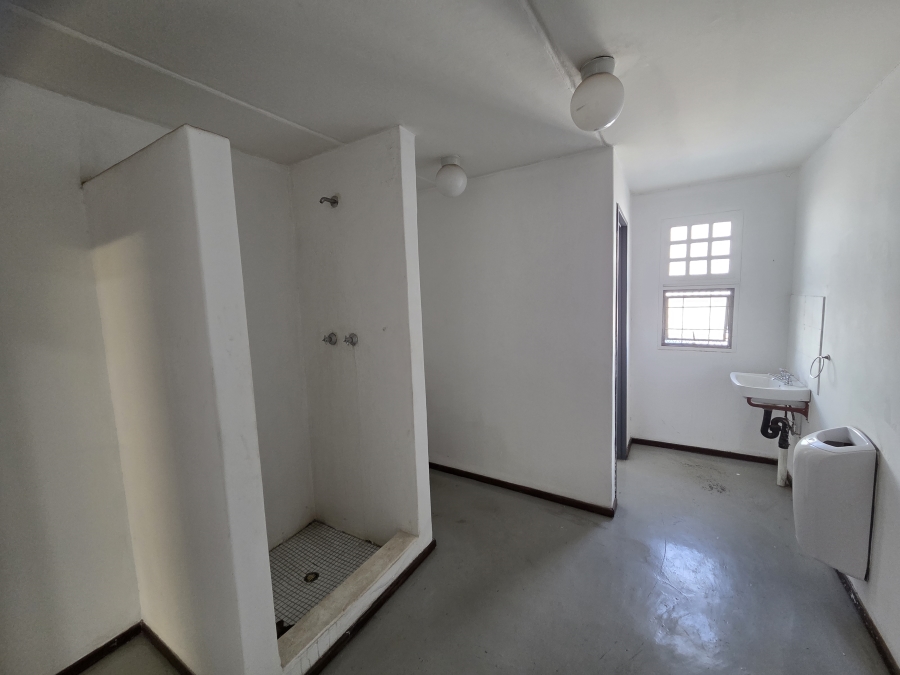 To Let commercial Property for Rent in Halfway House Gauteng