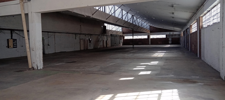 To Let commercial Property for Rent in Benrose Gauteng