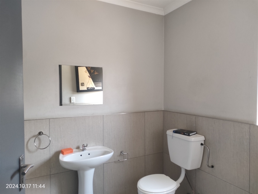 To Let commercial Property for Rent in Ferndale Gauteng