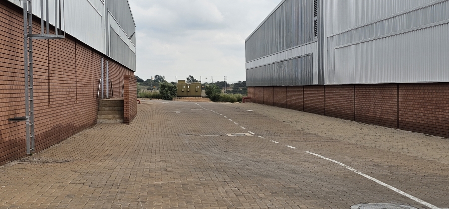 Commercial Property for Sale in Sterkfontein A H Gauteng