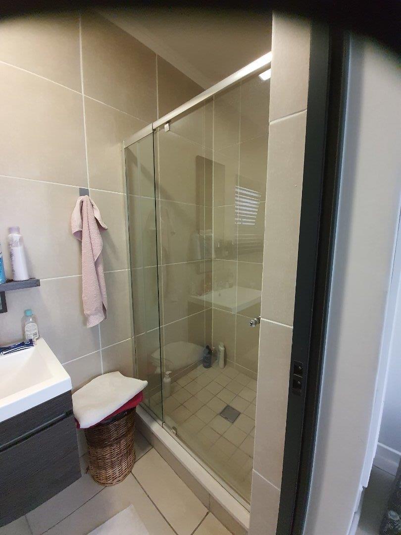 3 Bedroom Property for Sale in Greenstone Crest Gauteng