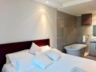 To Let 1 Bedroom Property for Rent in Sandown Gauteng