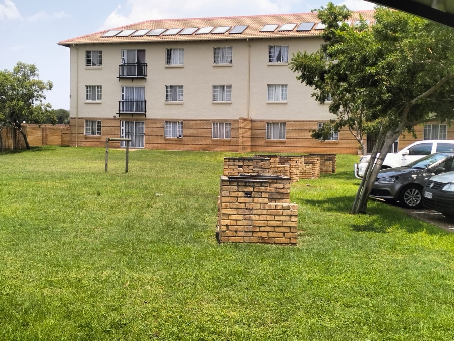 2 Bedroom Property for Sale in Montana Gauteng