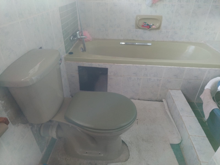 4 Bedroom Property for Sale in Westonaria Gauteng