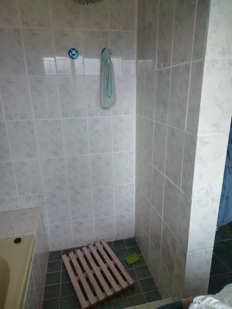 4 Bedroom Property for Sale in Westonaria Gauteng