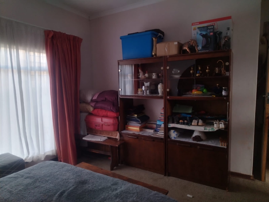 4 Bedroom Property for Sale in Westonaria Gauteng