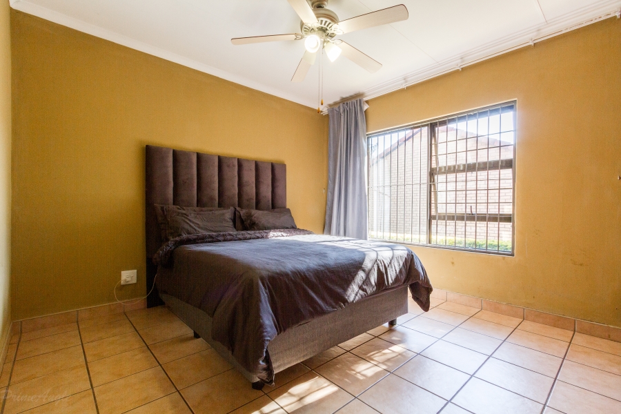 2 Bedroom Property for Sale in Willow Park Manor Gauteng