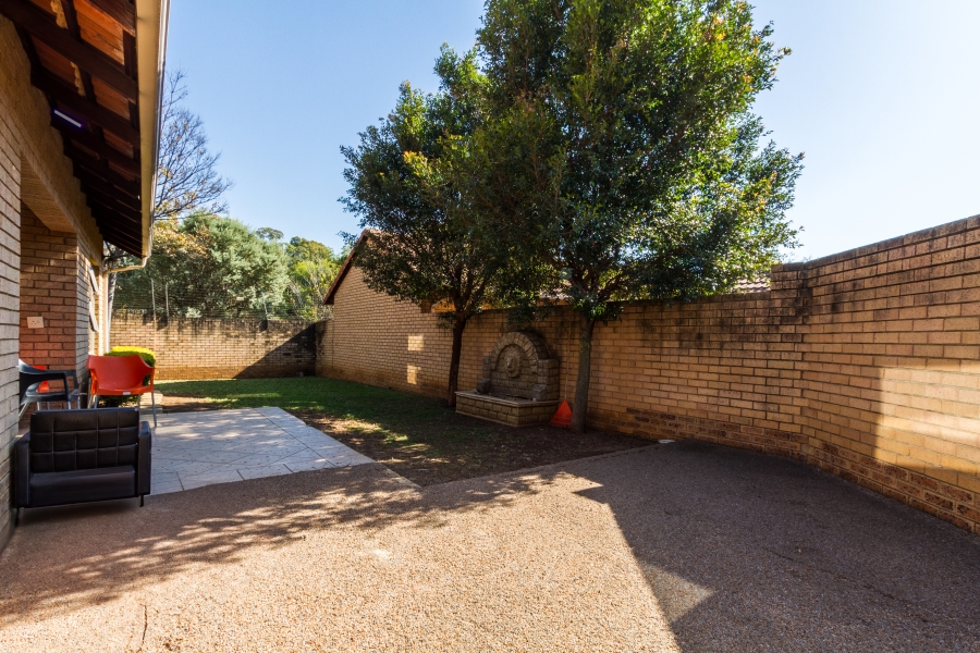 2 Bedroom Property for Sale in Willow Park Manor Gauteng
