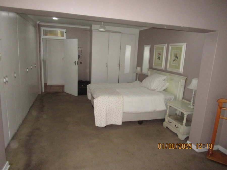5 Bedroom Property for Sale in Isandovale Gauteng