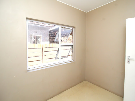 1 Bedroom Property for Sale in Atlas Gauteng