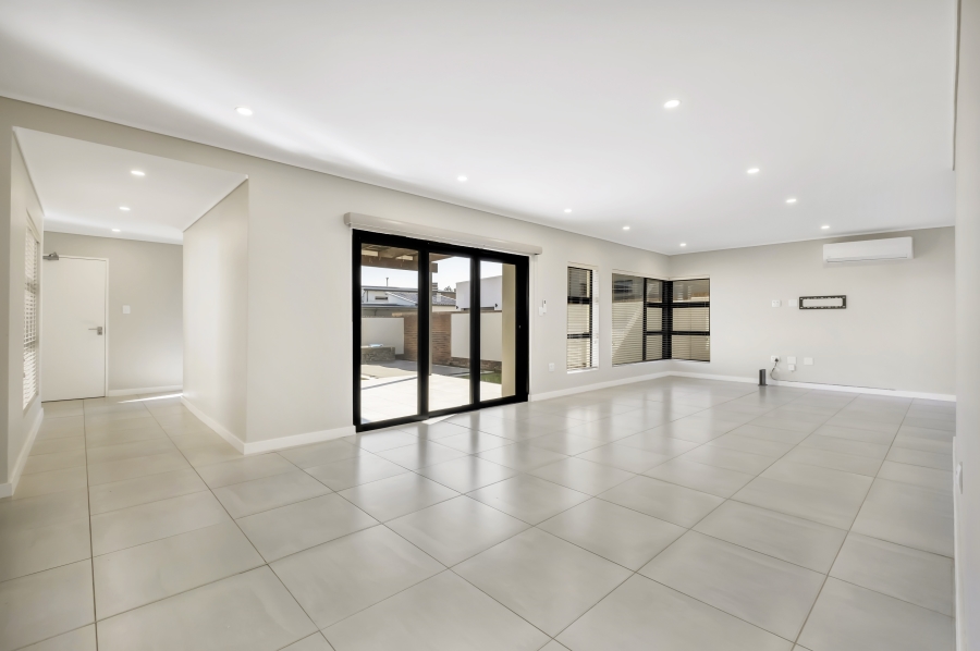 4 Bedroom Property for Sale in Craigavon Gauteng