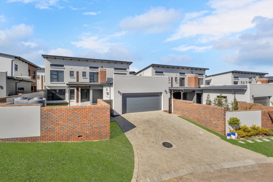 4 Bedroom Property for Sale in Craigavon Gauteng