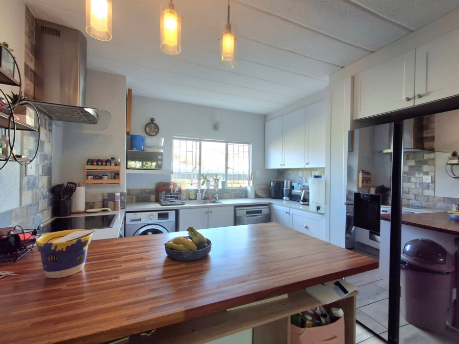 3 Bedroom Property for Sale in Eden Glen Gauteng