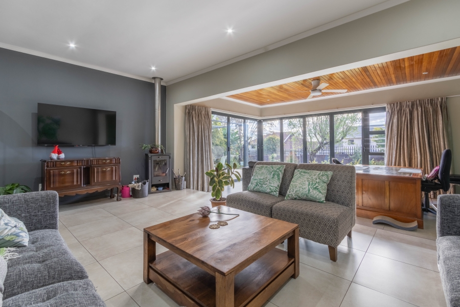 4 Bedroom Property for Sale in Eden Glen Gauteng