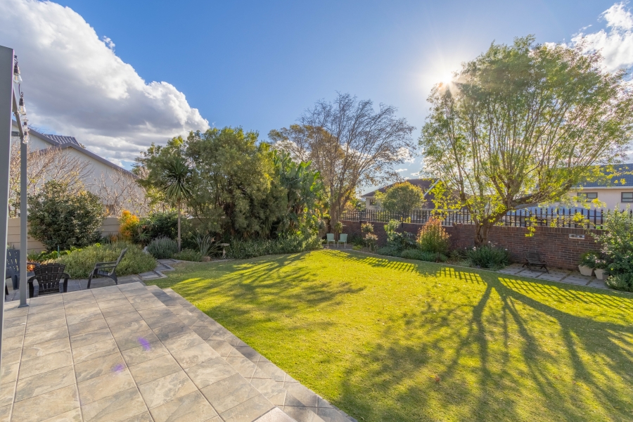 4 Bedroom Property for Sale in Eden Glen Gauteng