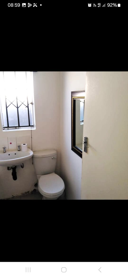 3 Bedroom Property for Sale in Windmill Park Gauteng