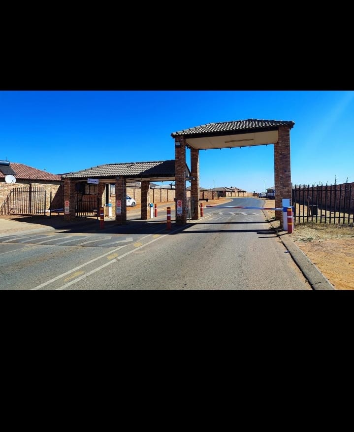 3 Bedroom Property for Sale in Windmill Park Gauteng