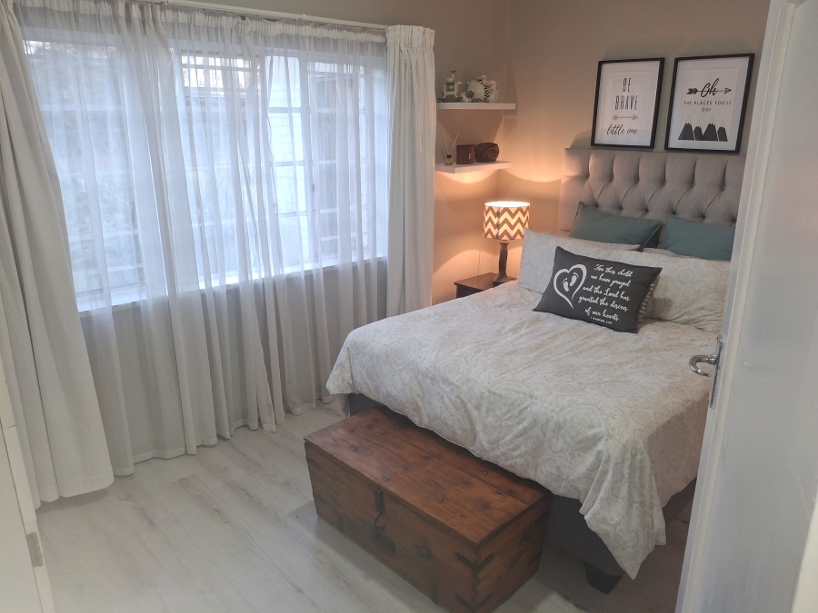 3 Bedroom Property for Sale in Airfield Gauteng