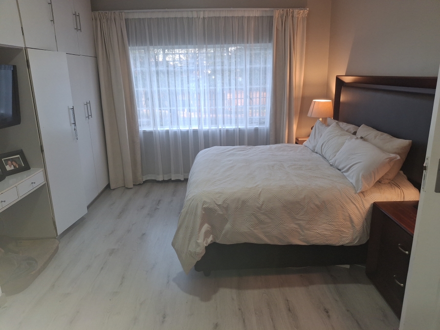 3 Bedroom Property for Sale in Airfield Gauteng