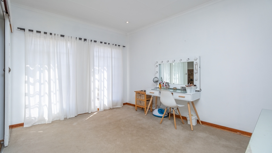 5 Bedroom Property for Sale in Heidelberg Gauteng