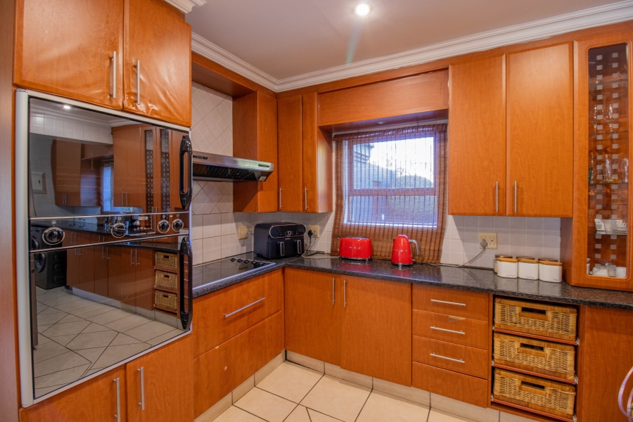4 Bedroom Property for Sale in Ruimsig Gauteng