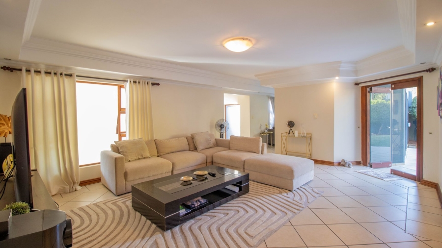4 Bedroom Property for Sale in Ruimsig Gauteng